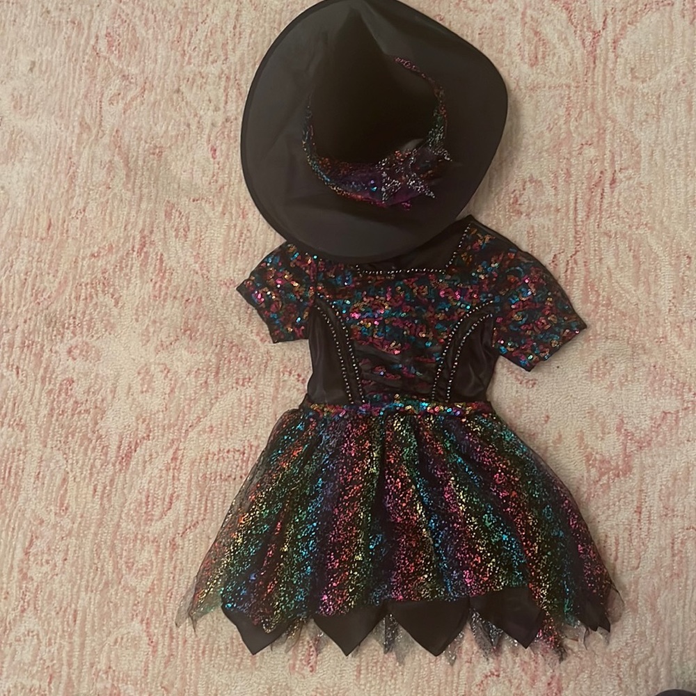 Girls witches costume, size 4T